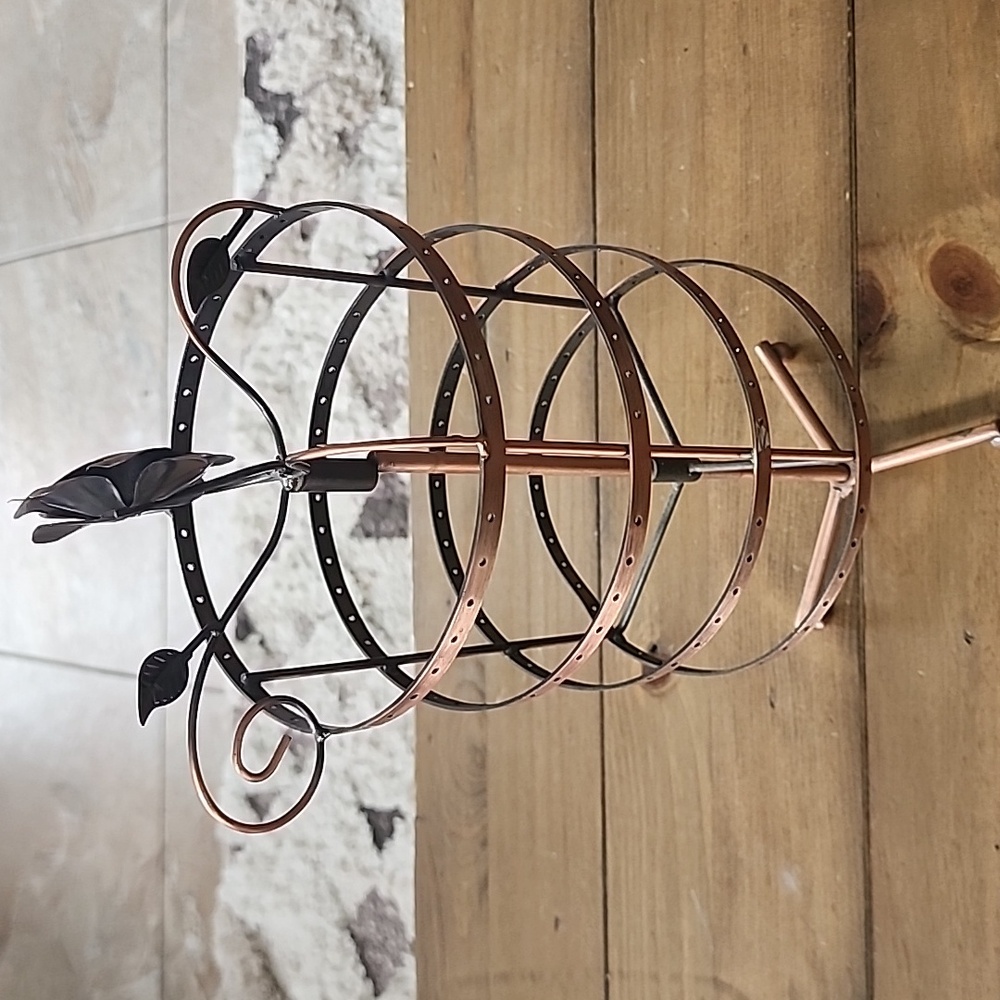 Metal Rotating Earring Stand - Floral Rustic - Picture 15 of 15